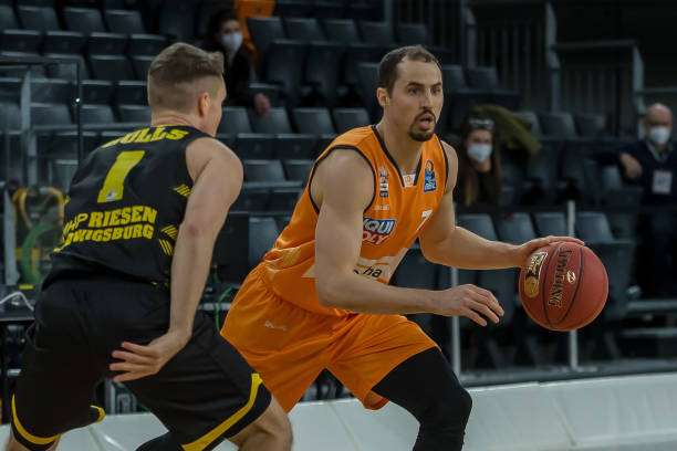 难以捉摸对 难以捉摸对