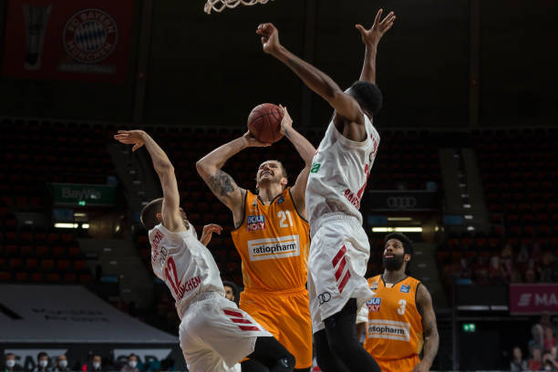 佳的背景下 佳的背景下